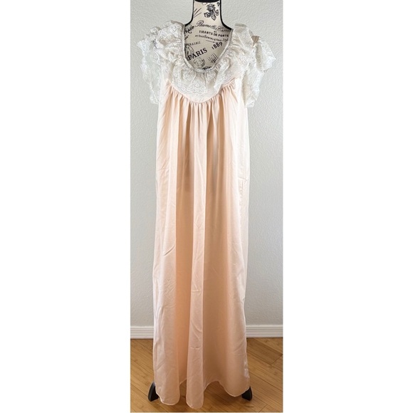 Lily of France Vintage 70s Nightgown Lace Detail Lingerie Peach Size Medium - Picture 2 of 10
